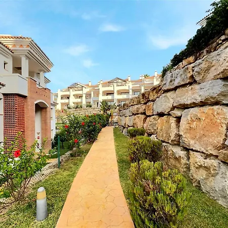 Superb 3-bed Penthouse Minutes Drive To The Buenas Noches